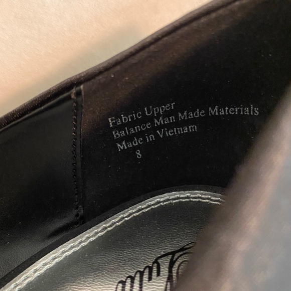 BLACK HEALS - Picture 5 of 5